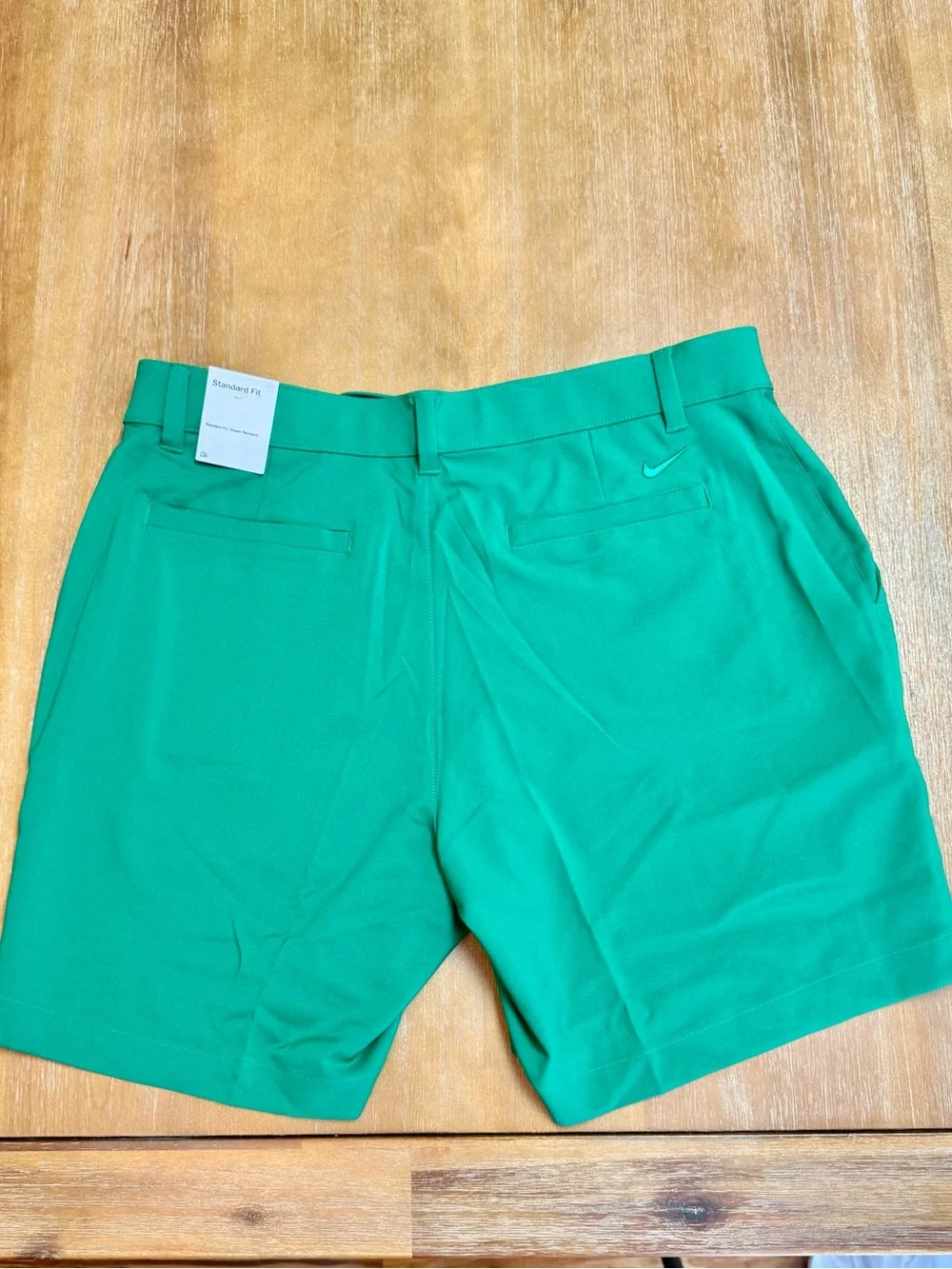 NWT Nike Golf Dri Fit Shorts Malachite Green Lightweight Sweat Wicking Sz 36